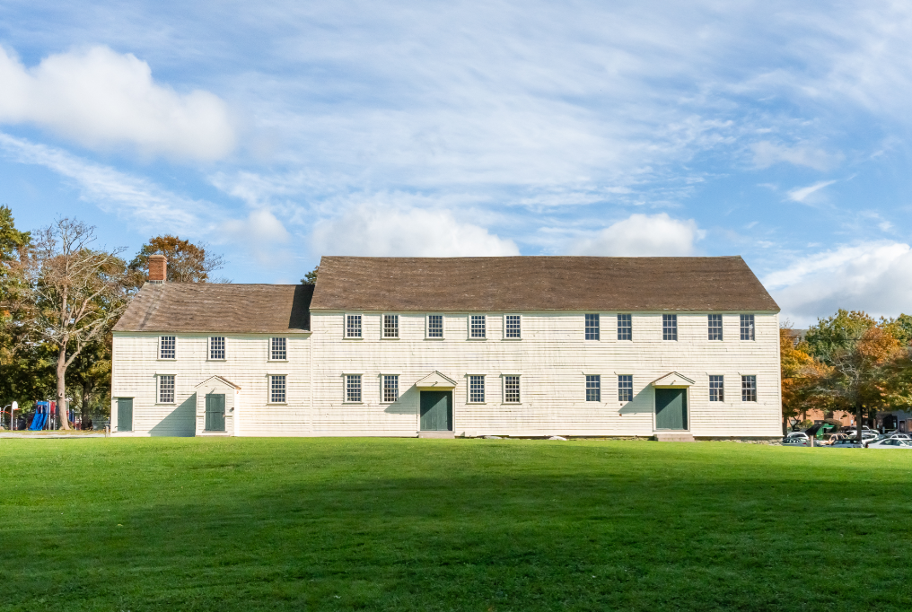 A picture of the Great Friends Meeting House, in Newport, Rhode Island.